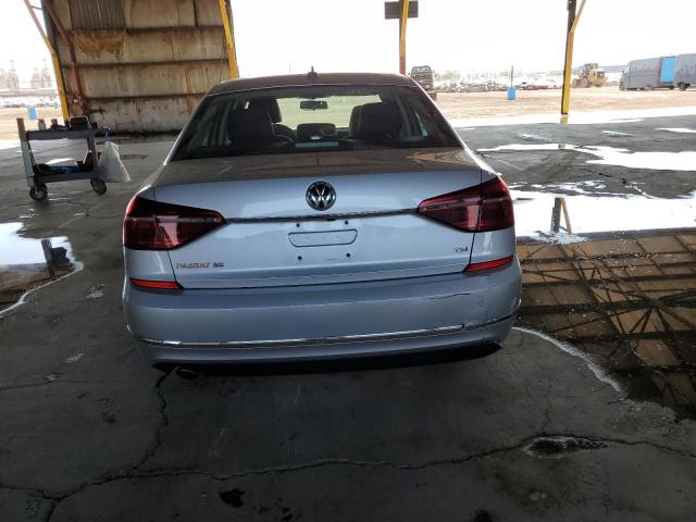  VOLKSWAGEN PASSAT 2018 Silver