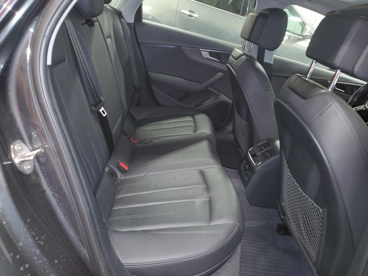 2019 Audi A4 Premium Plus VIN: WAUENAF40KN008111 Lot: 69430625