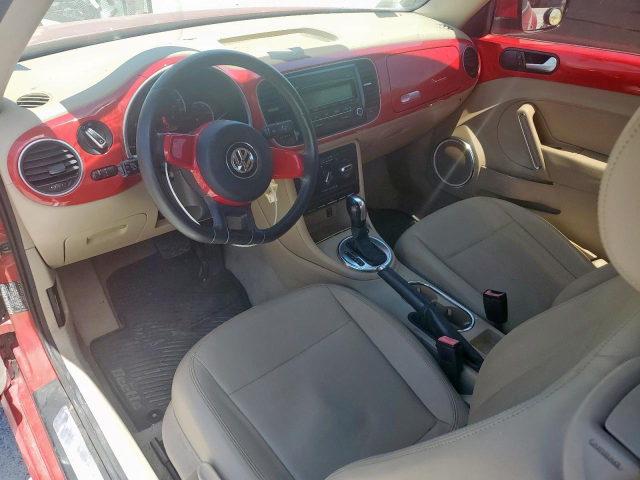 2013 Volkswagen Beetle VIN: 3VWJX7AT1DM647119 Lot: 68709155