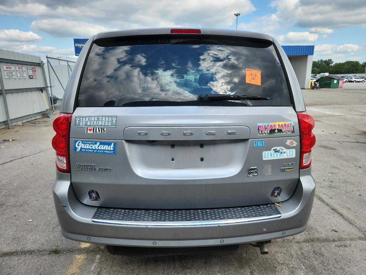 2017 Dodge Grand Caravan Sxt VIN: 2C4RDGCG2HR600789 Lot: 70006815