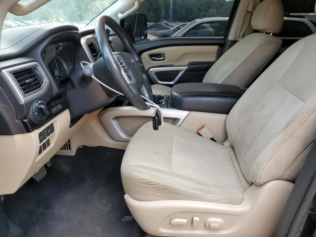 Pickups NISSAN TITAN 2016 Czarny