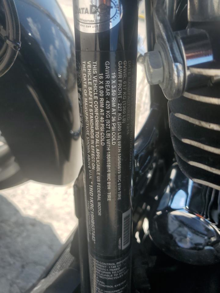 2017 Harley-Davidson Flhxs Street Glide Special VIN: 1HD1KRC19HB637443 Lot: 68548515