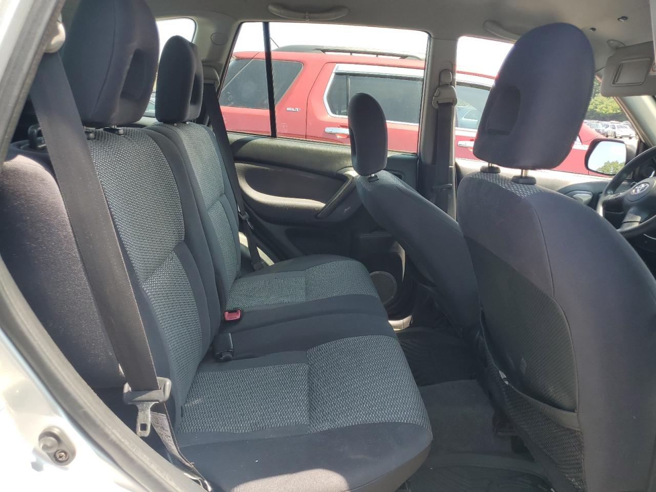 2004 Toyota Rav4 VIN: JTEHD20V040026890 Lot: 68484595