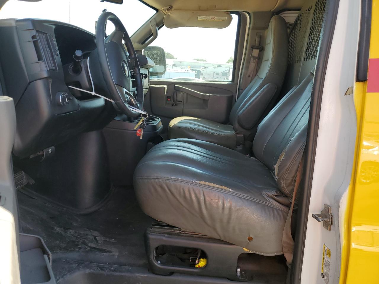 2017 Chevrolet Express G2500 VIN: 1GCWGBFF4H1342604 Lot: 69942675