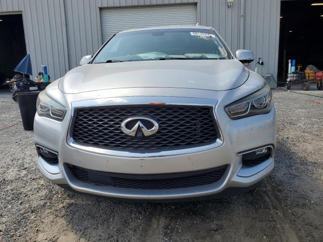  INFINITI QX60 2016 Srebrny