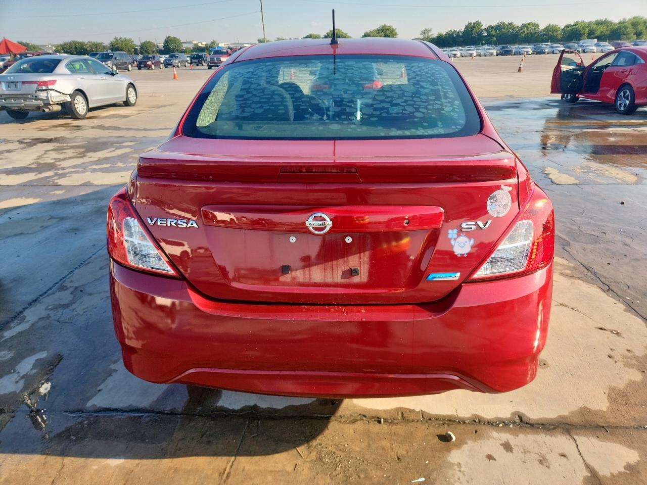 2015 Nissan Versa S VIN: 3N1CN7AP8FL934134 Lot: 69884235