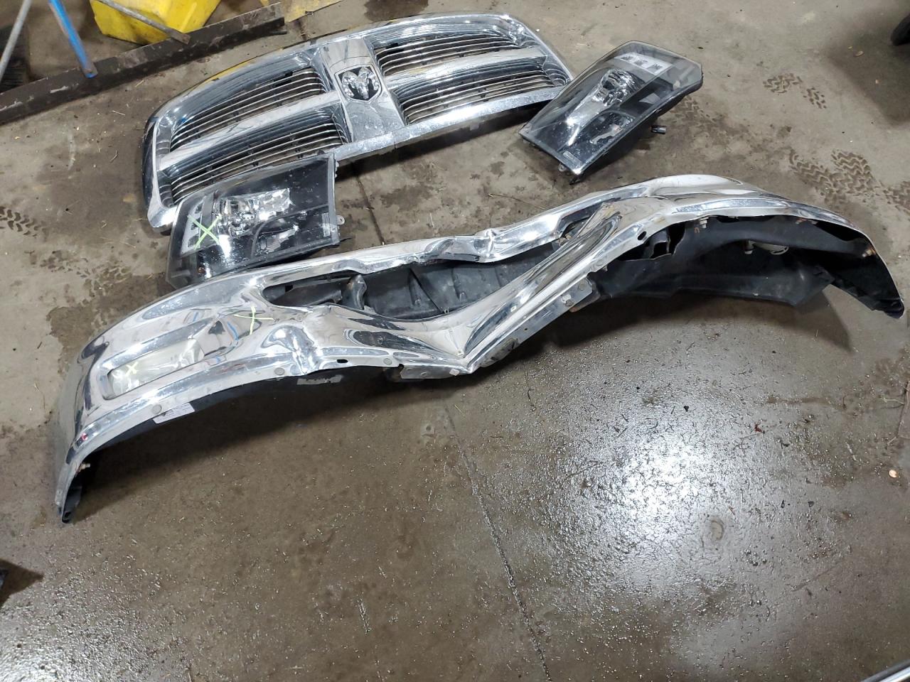 2010 Dodge Ram 1500 VIN: 1D7RV1CT2AS227402 Lot: 68772545