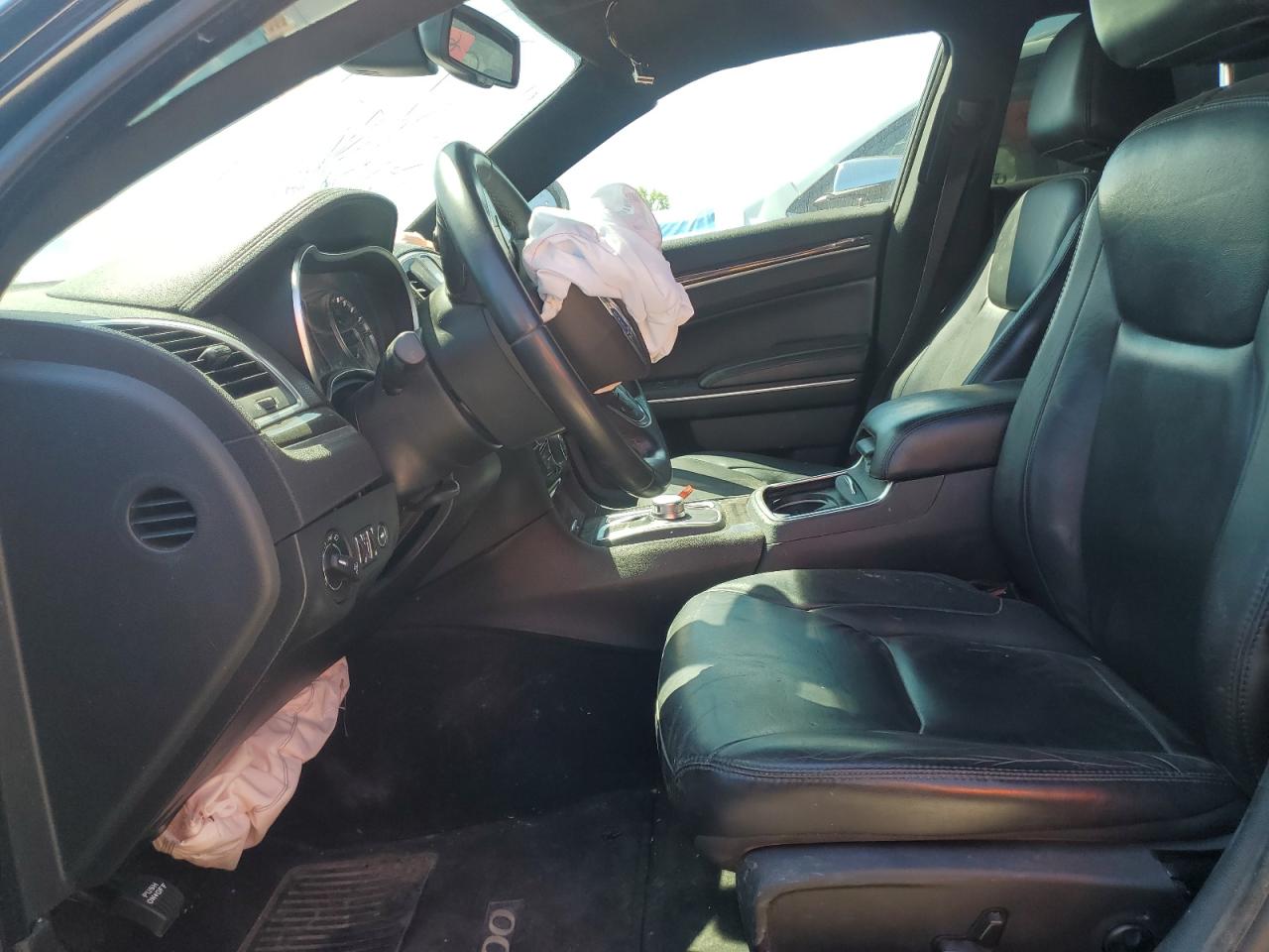 2015 Chrysler 300 Limited VIN: 2C3CCARG6FH757231 Lot: 69957435