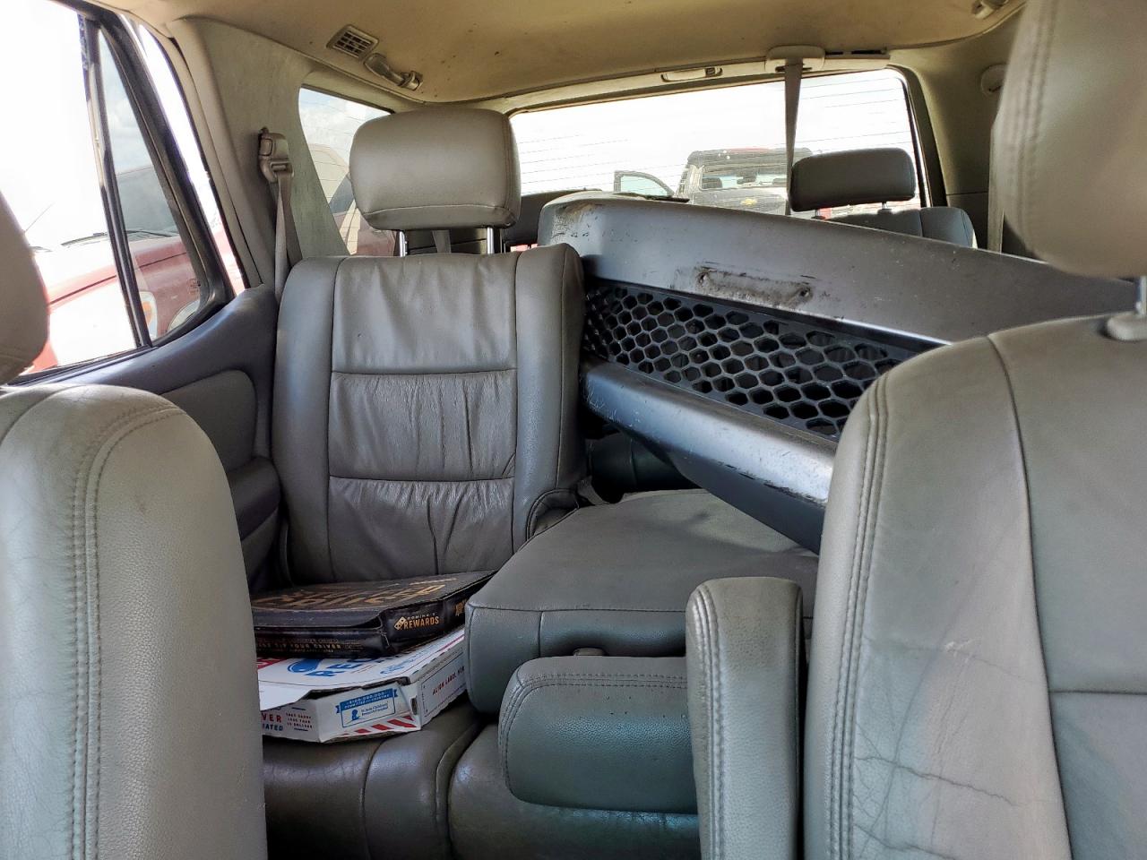 2004 Toyota Sequoia Sr5 VIN: 5TDZT34A24S221945 Lot: 69060755