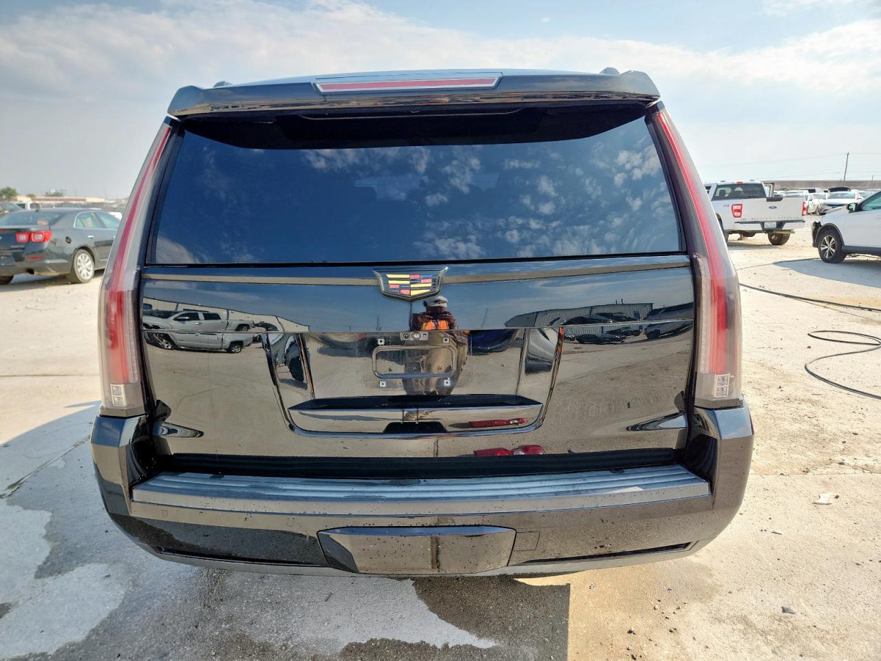 2015 Cadillac Escalade Platinum VIN: 1GYS4PKJ6FR744194 Lot: 69776965