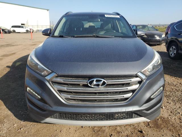  HYUNDAI TUCSON 2017 Синий