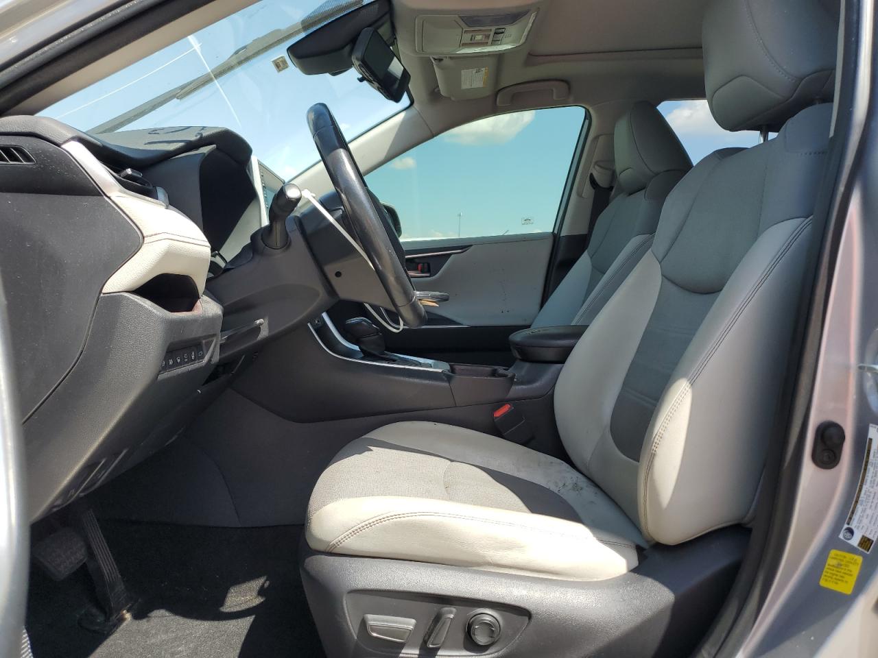 2019 Toyota Rav4 Limited VIN: JTMY1RFV9KD514657 Lot: 68661315