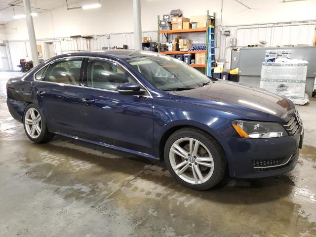  VOLKSWAGEN PASSAT 2015 Granatowy