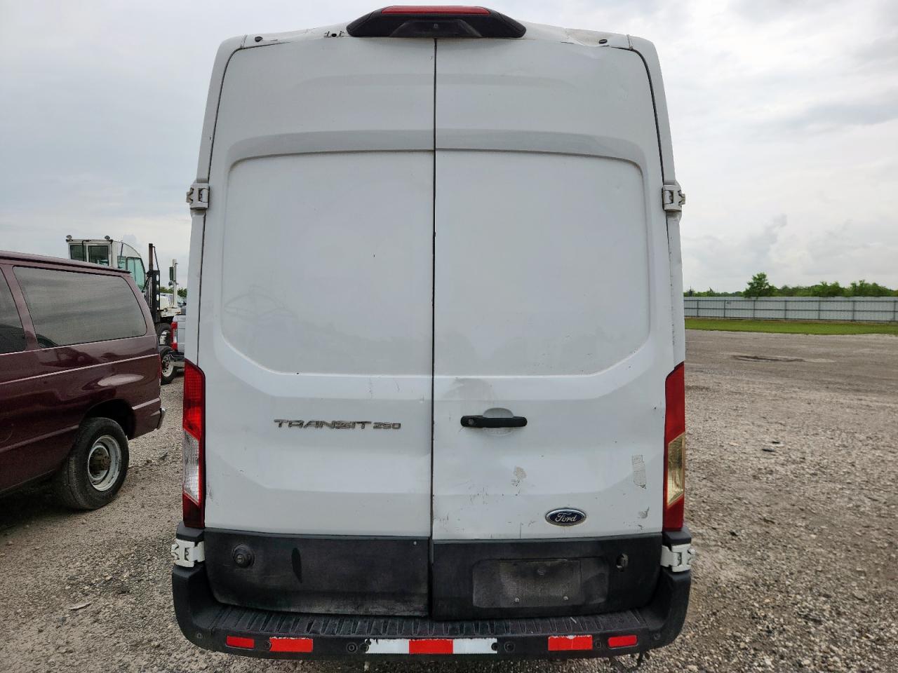 2020 Ford Transit T-250 VIN: 1FTBR3X82LKB22802 Lot: 66142735
