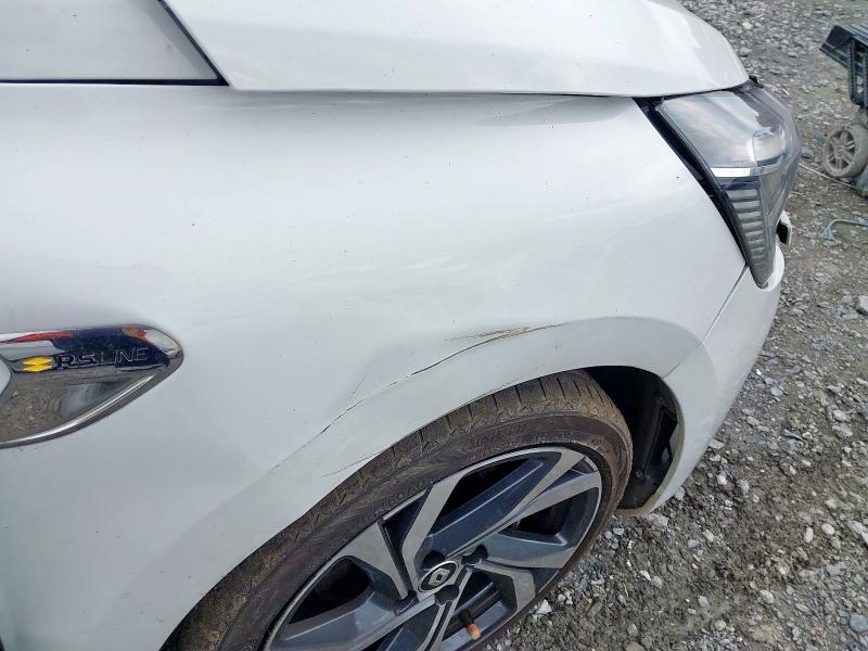 2022 RENAULT CLIO 1.6 E-TECH HYBRID 140 RS LINE 5DR AUTO