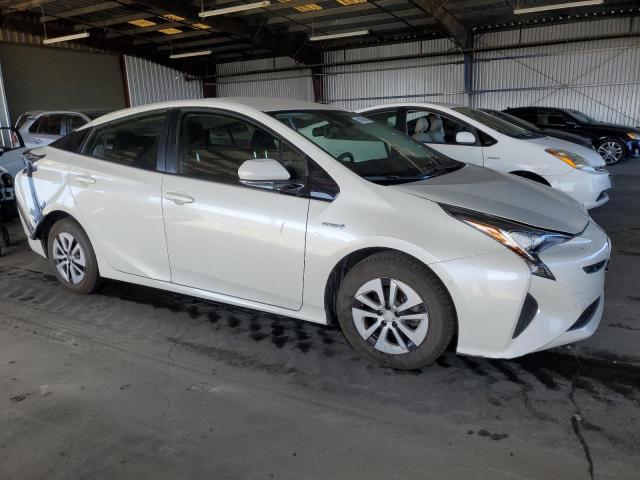 TOYOTA PRIUS 2018 Белы