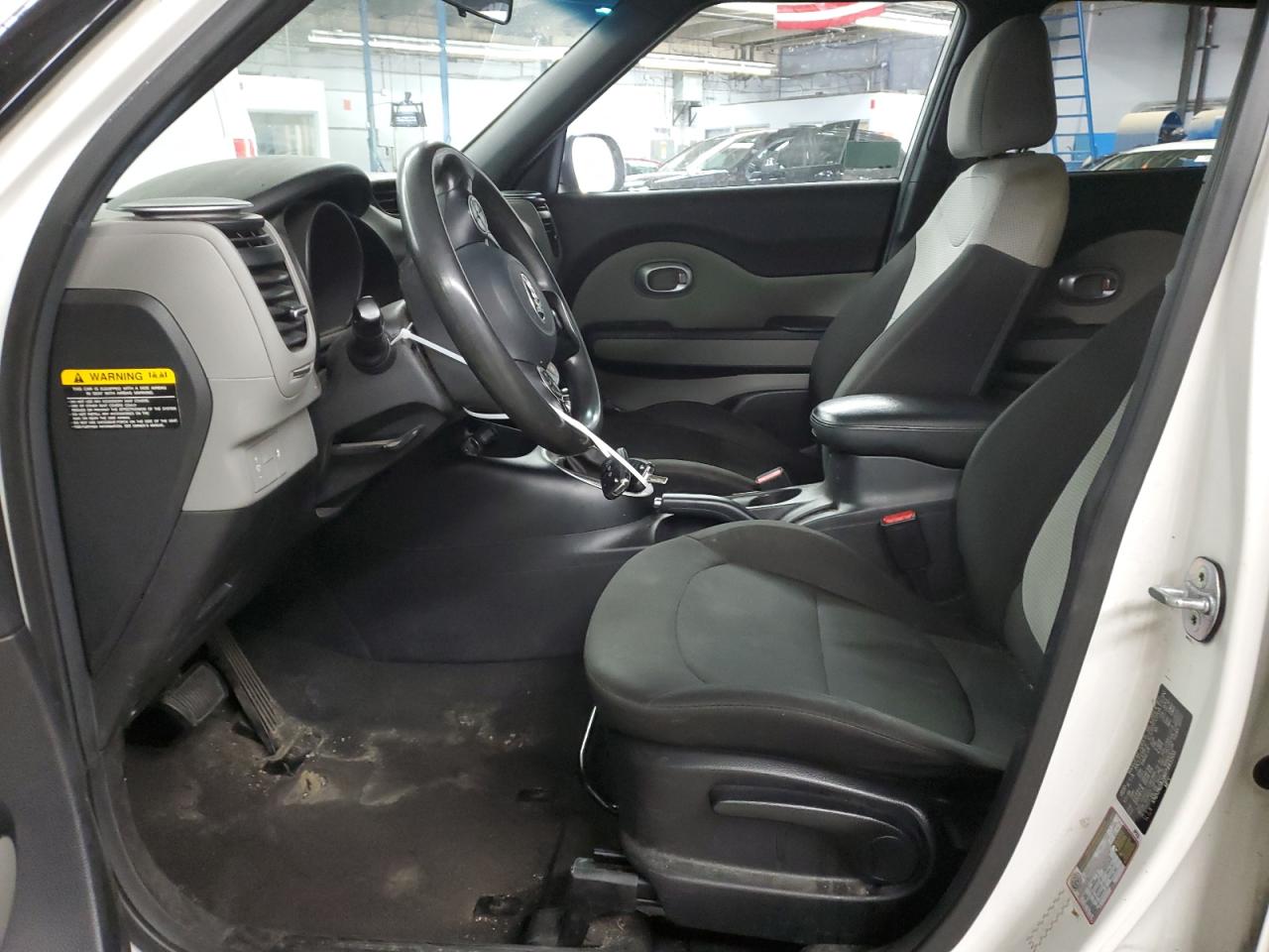 2017 Kia Soul VIN: KNDJN2A28H7465503 Lot: 70529175