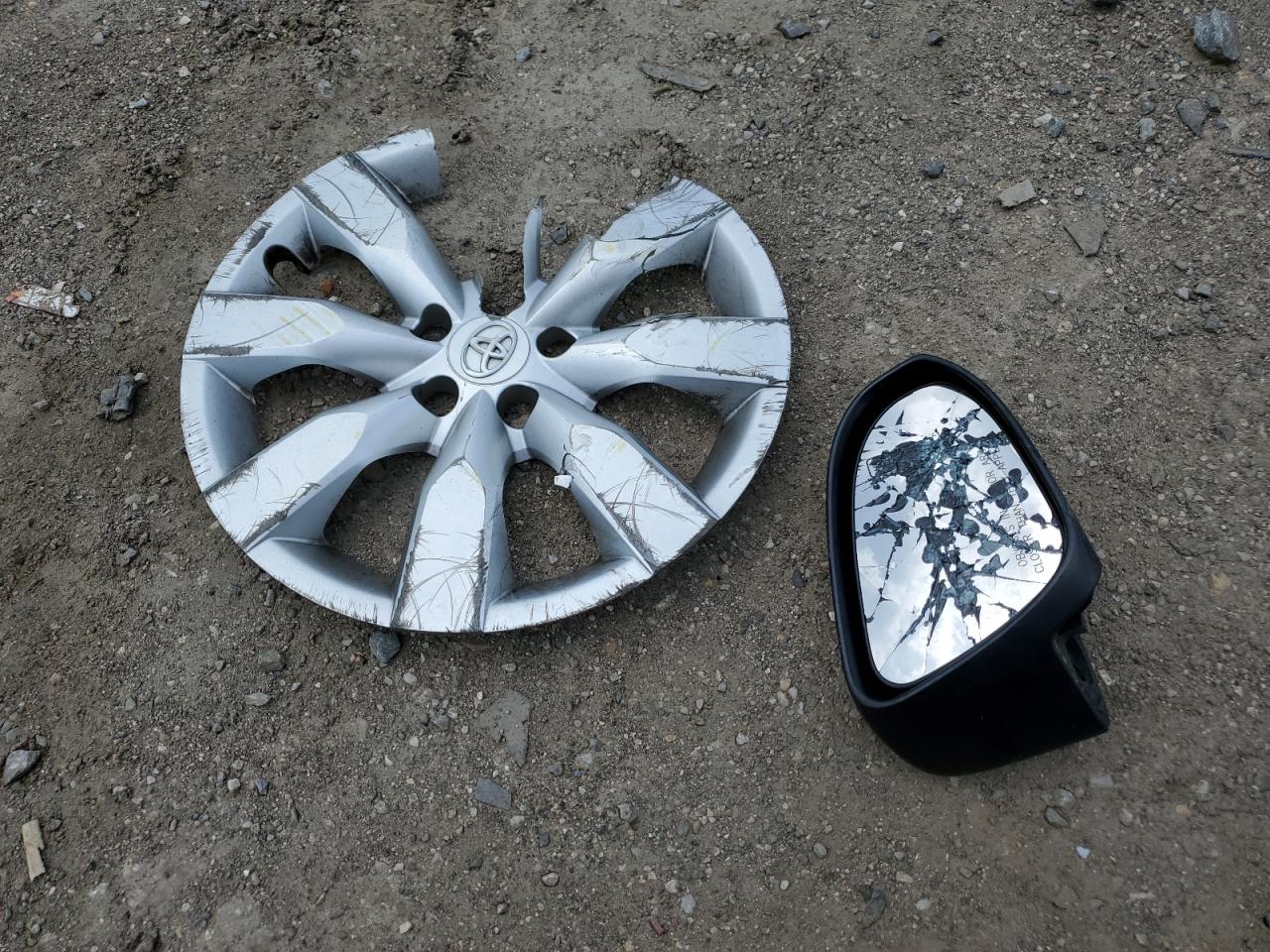 2016 Toyota Corolla L VIN: 5YFBURHEXGP504668 Lot: 68151515