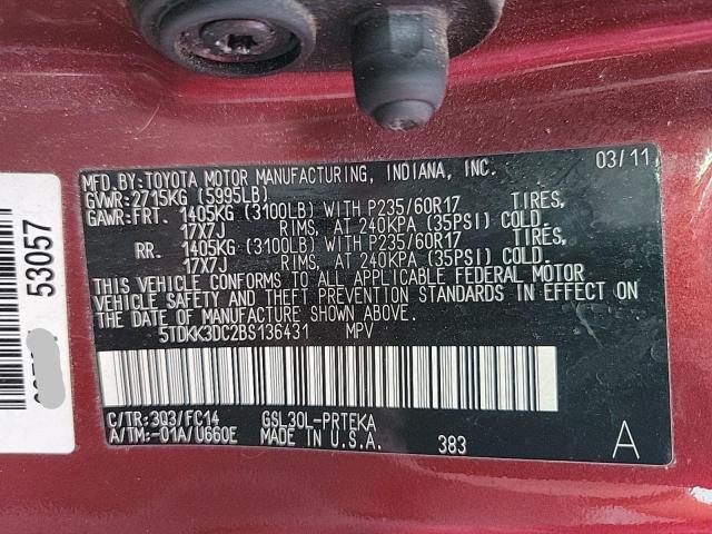 2011 TOYOTA SIENNA LE  