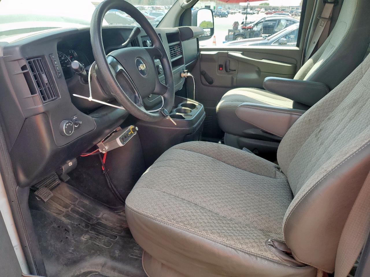 2010 Chevrolet Express G1500 VIN: 1GCUGADX5A1102156 Lot: 68382955