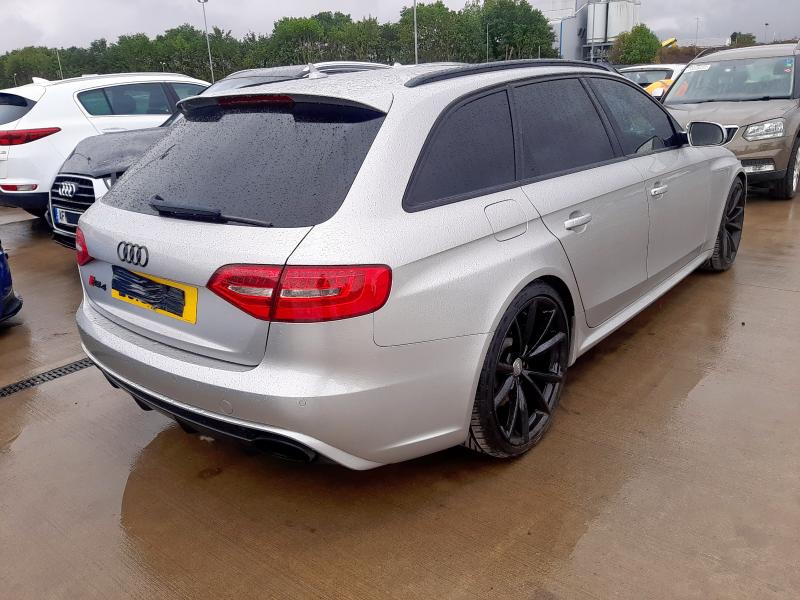 2015 AUDI RS4 