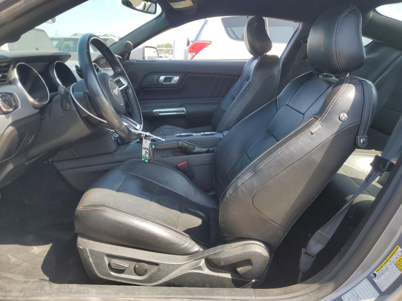 2020 Ford Mustang VIN: 1FA6P8TH8L5132281 Lot: 68915265