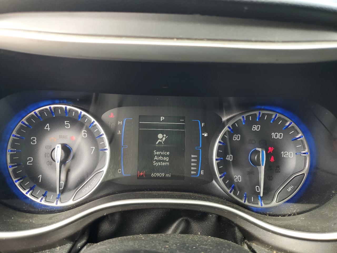 2020 Chrysler Pacifica Touring L VIN: 2C4RC1BG2LR131360 Lot: 68170025