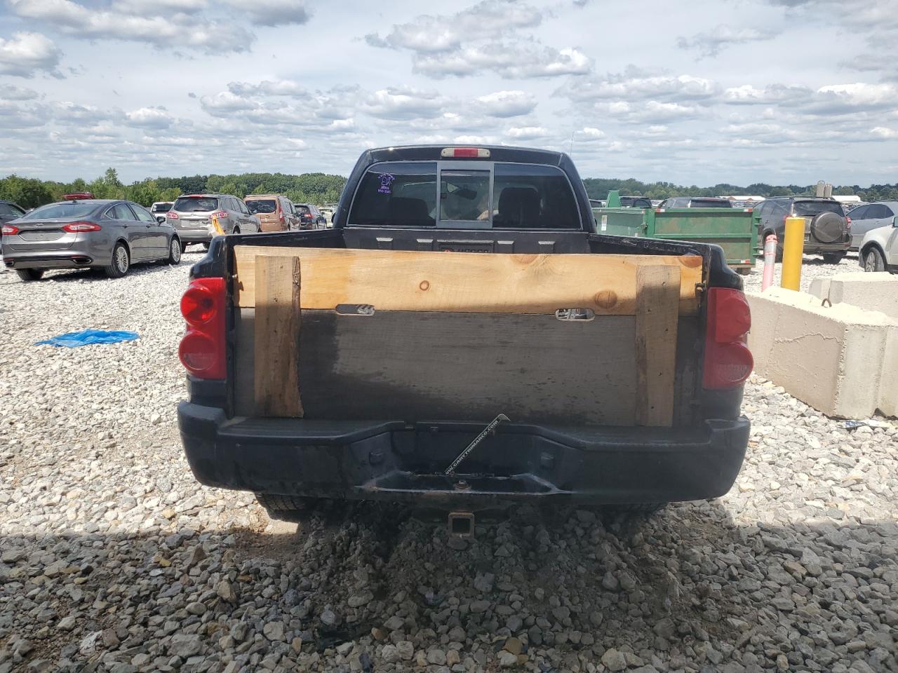 2009 Dodge Dakota Sxt VIN: 1D7HW32P99S809839 Lot: 70312075