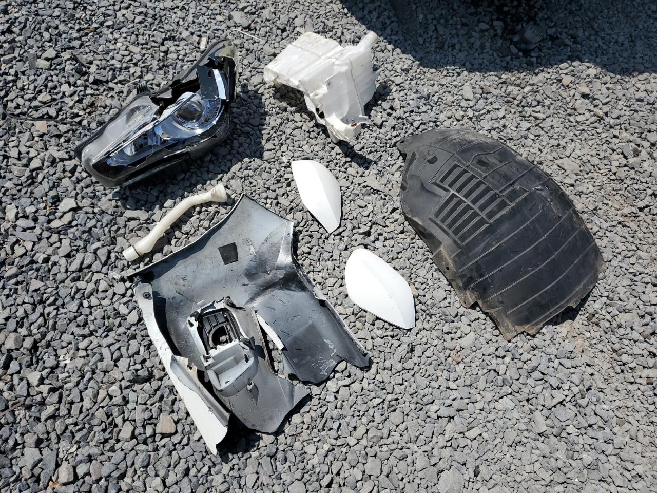 2015 Infiniti Q50 Base VIN: JN1BV7AR0FM420085 Lot: 67736485