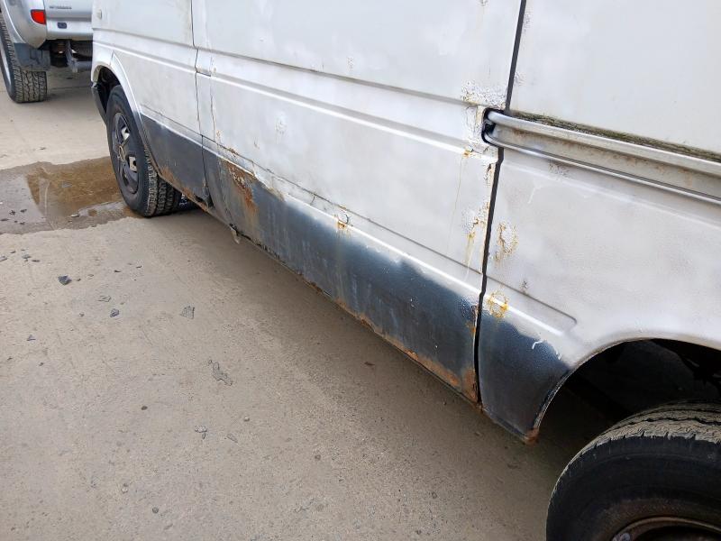2004 MERCEDES BENZ SPRINTER 2