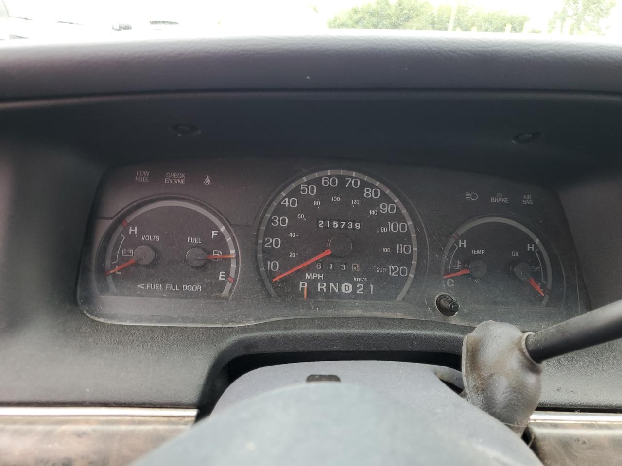 1999 Ford Crown Victoria Lx VIN: 2FAFP74W5XX121198 Lot: 69761145