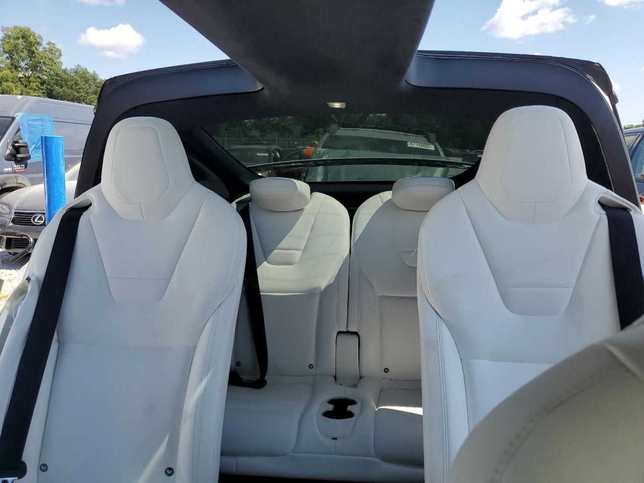 5YJXCBE28HF061119 2017 Tesla Model X