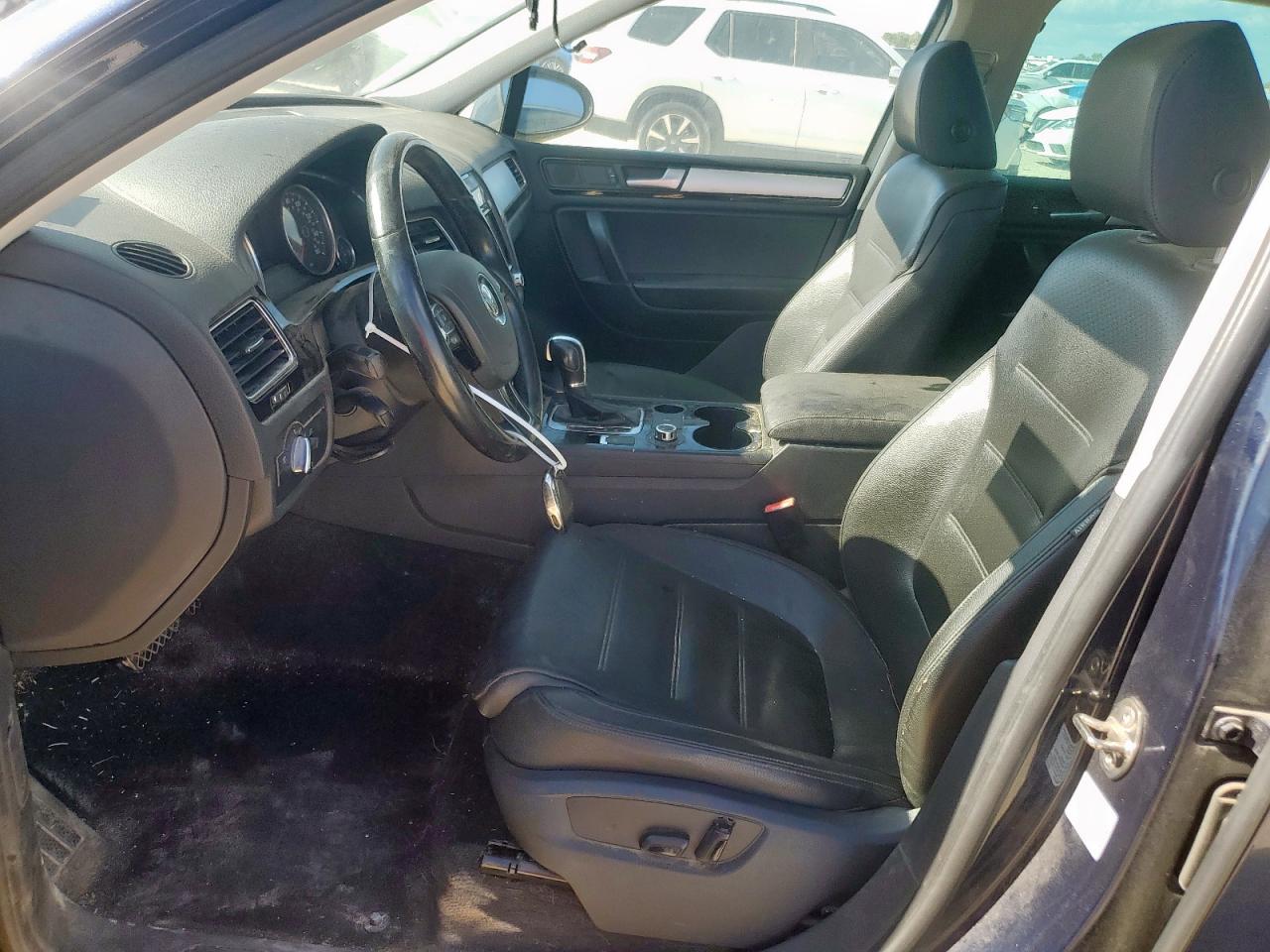 2014 Volkswagen Touareg V6 VIN: WVGEF9BP9ED012274 Lot: 70407955