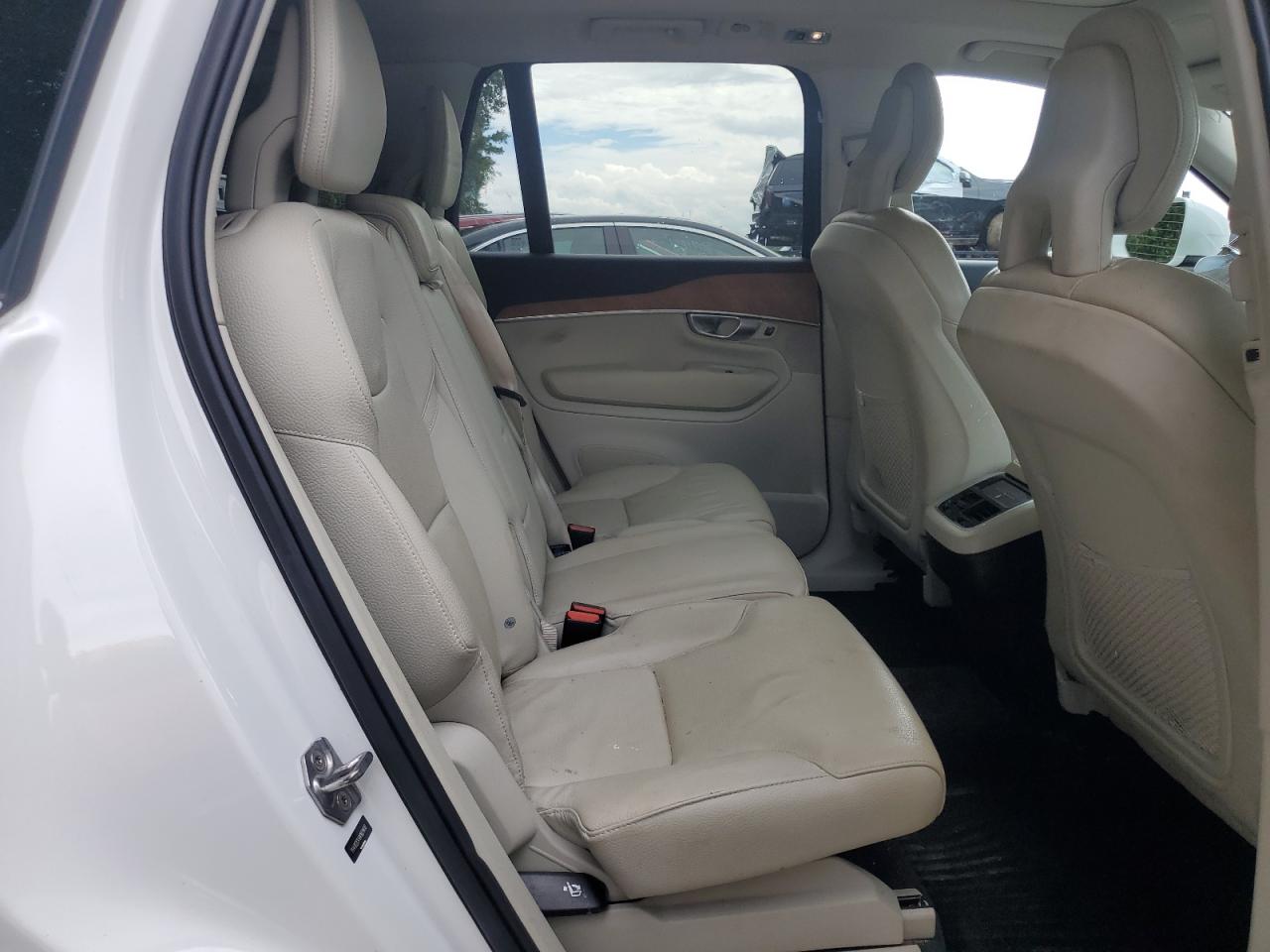 2022 Volvo Xc90 T5 Momentum VIN: YV4102CK4N1801400 Lot: 68289045