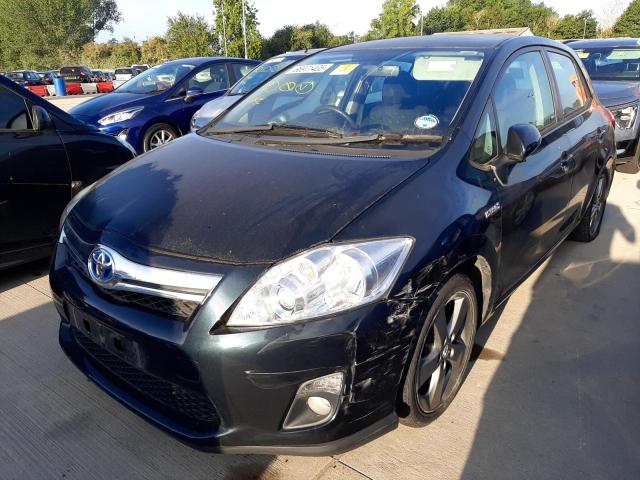 TOYOTA AURIS HYBR 2012