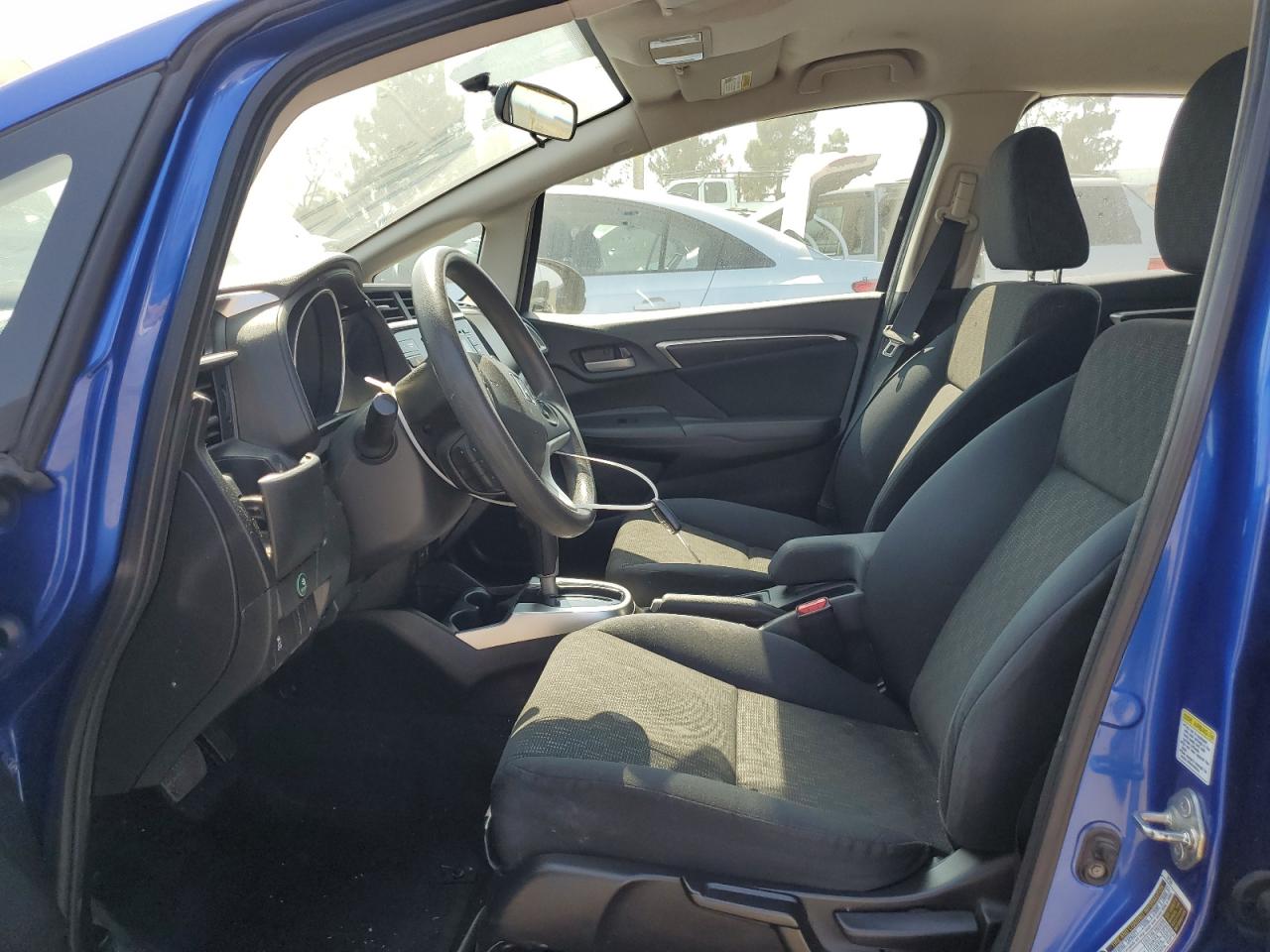 2015 Honda Fit Lx VIN: 3HGGK5H50FM739303 Lot: 69139025