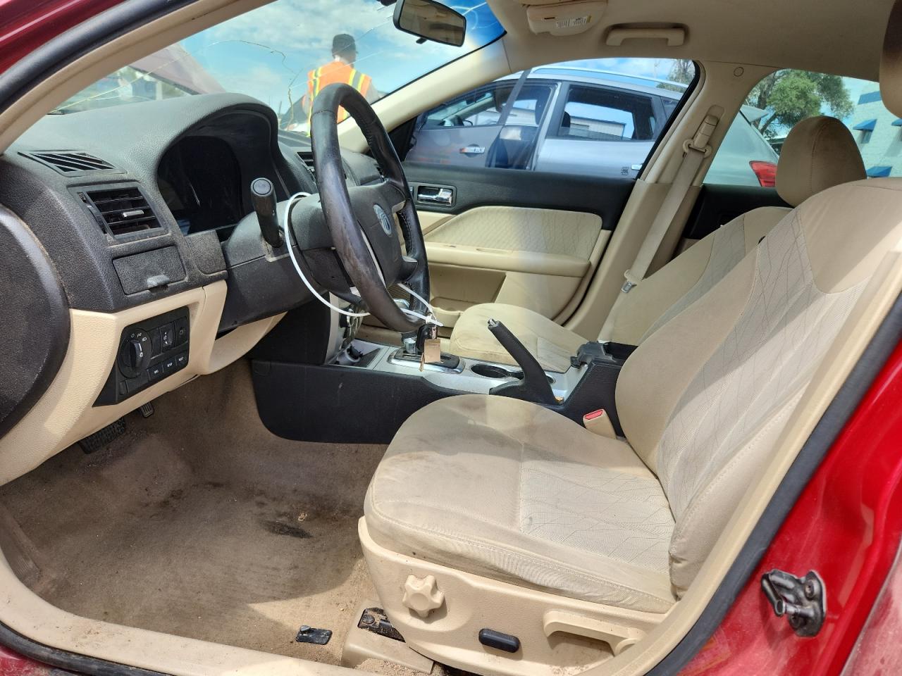 2010 Mercury Milan VIN: 3MEHM0HA7AR612314 Lot: 70621515