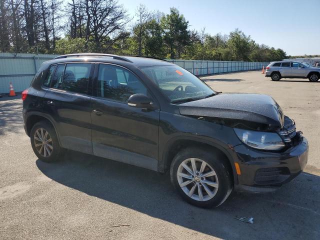 Parquets VOLKSWAGEN TIGUAN 2017 Czarny