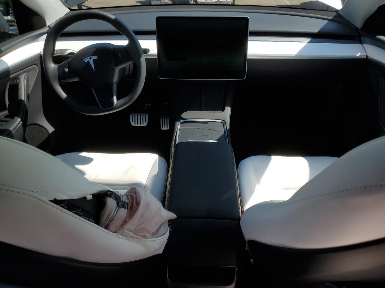 7SAYGDEF4RA300531 2024 Tesla Model Y