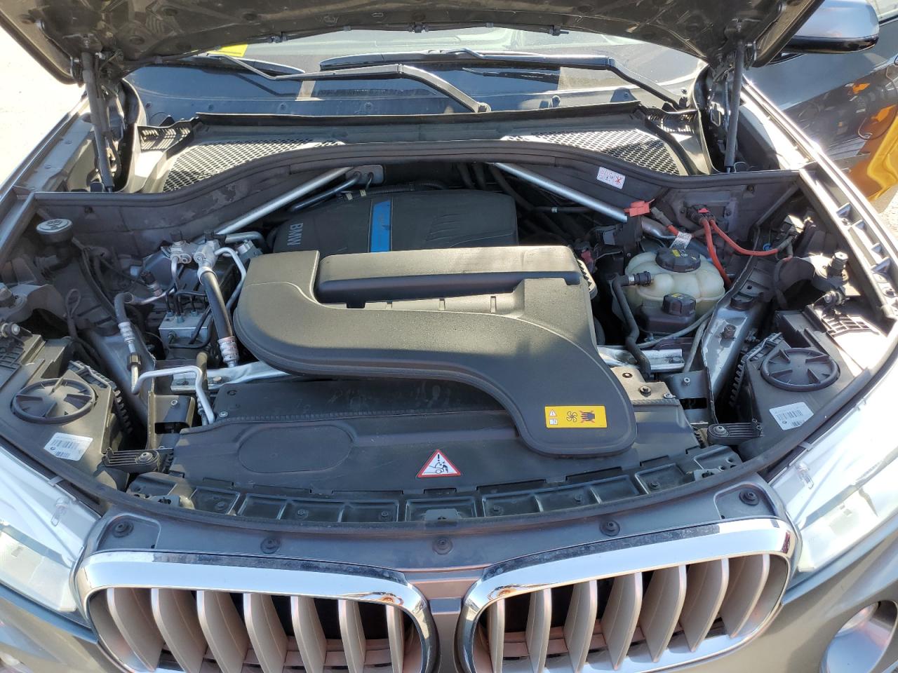 2016 BMW X5 Xdr40E VIN: 5UXKT0C54G0F75382 Lot: 71057175