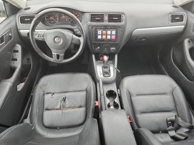 Sedans VOLKSWAGEN JETTA 2014 Silver