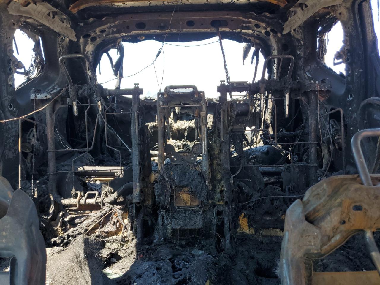 2015 Nissan Rogue S VIN: KNMAT2MV7FP591862 Lot: 70735255