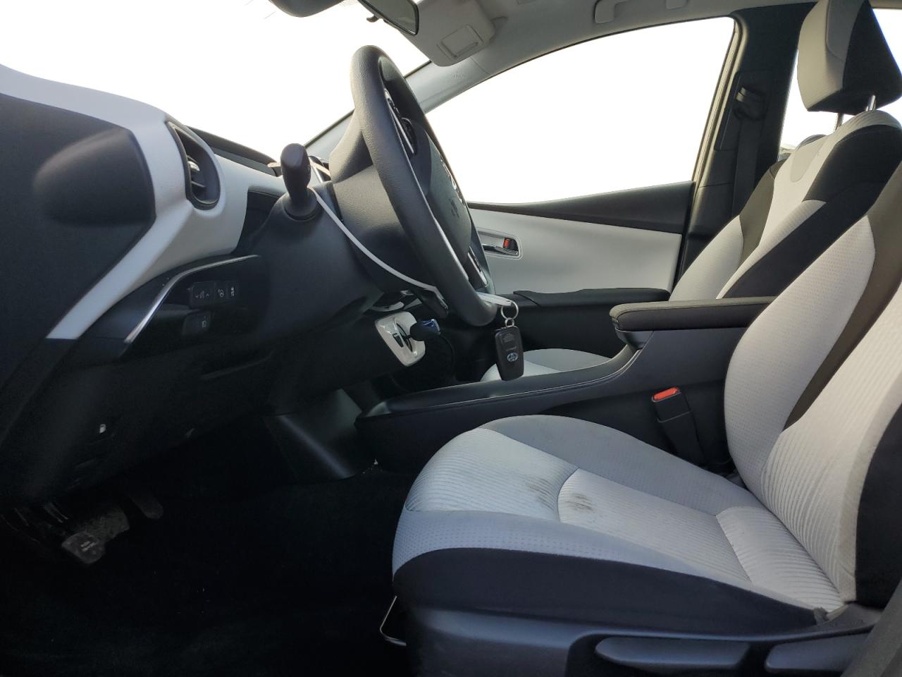 2017 Toyota Prius VIN: JTDKBRFU7H3053094 Lot: 66638595