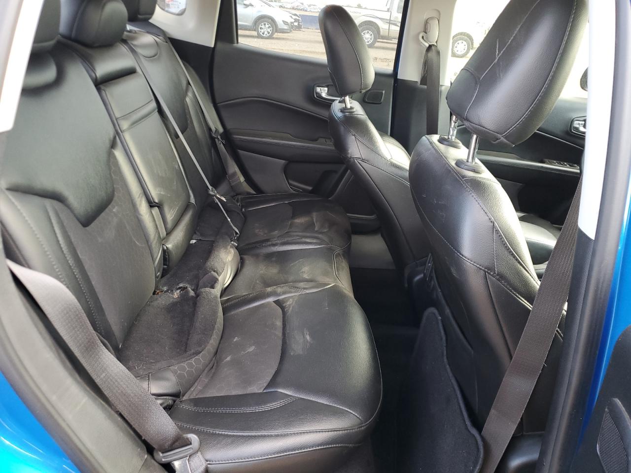 2018 Jeep Compass Latitude VIN: 3C4NJCBB0JT374406 Lot: 69986195
