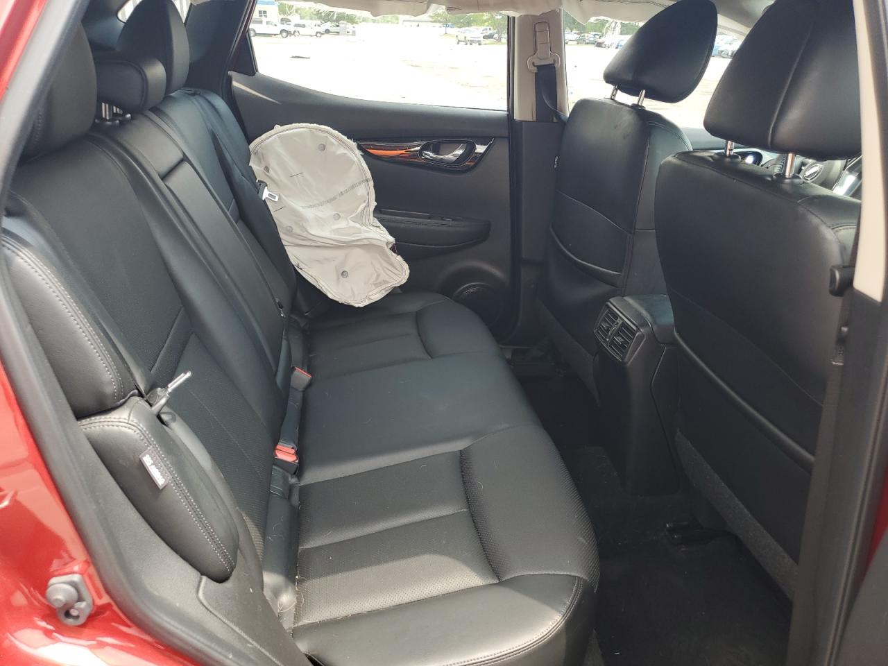 2022 Nissan Rogue Sport Sl VIN: JN1BJ1CW9NW498797 Lot: 68937175