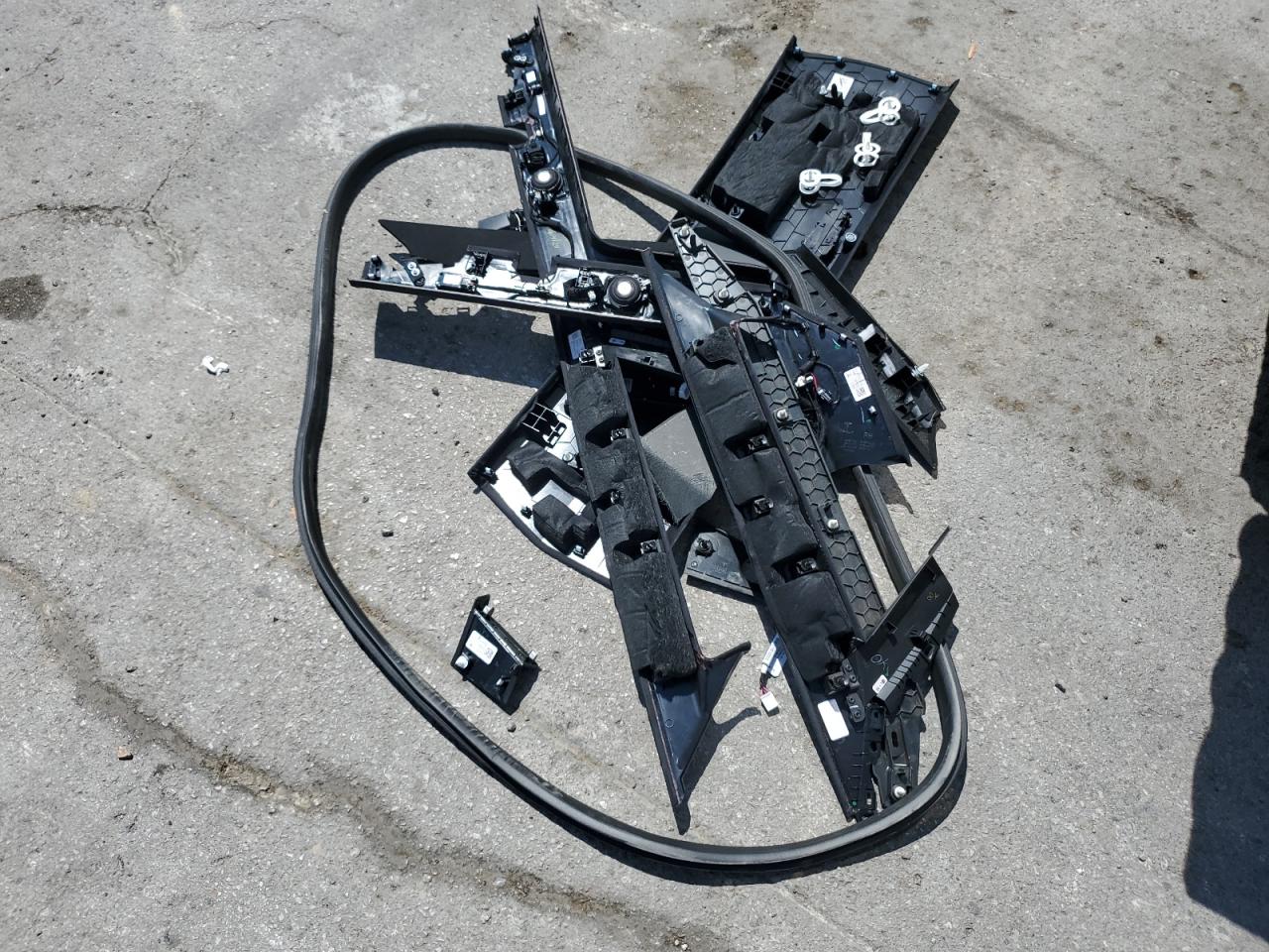 2024 Tesla Cybertruck VIN: 7G2CEHED9RA010334 Lot: 68481155