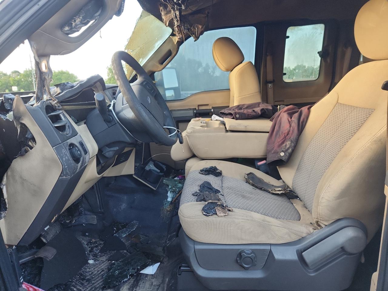 2013 Ford F250 Super Duty VIN: 1FT7X2B65DEB65932 Lot: 69270085