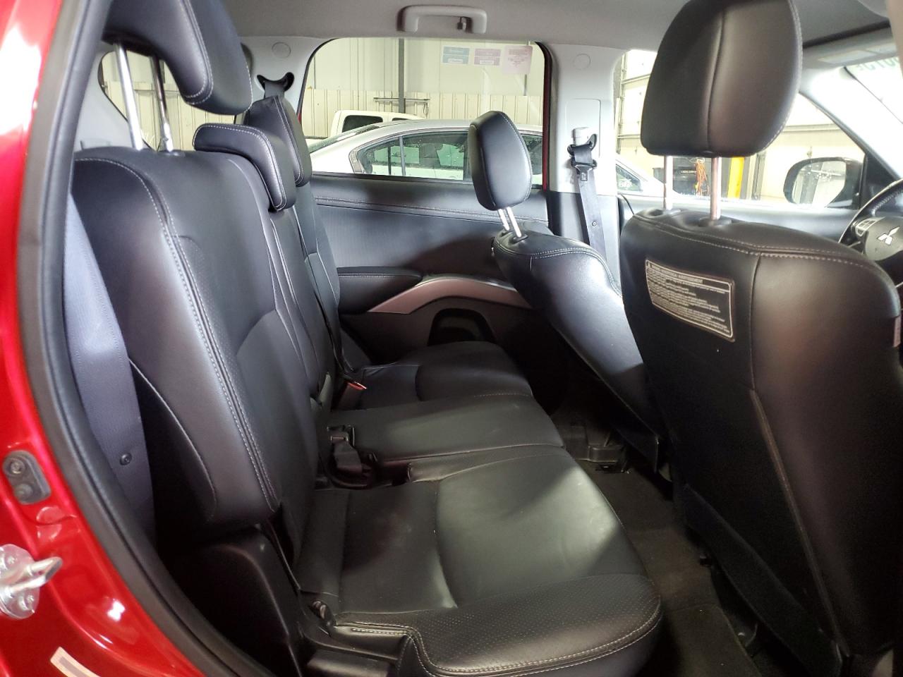 2010 Mitsubishi Outlander Xls VIN: JA4JT4AXXAZ007415 Lot: 70563675