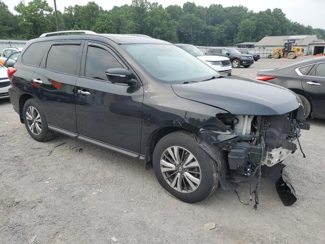 NISSAN PATHFINDER 2017 Черный