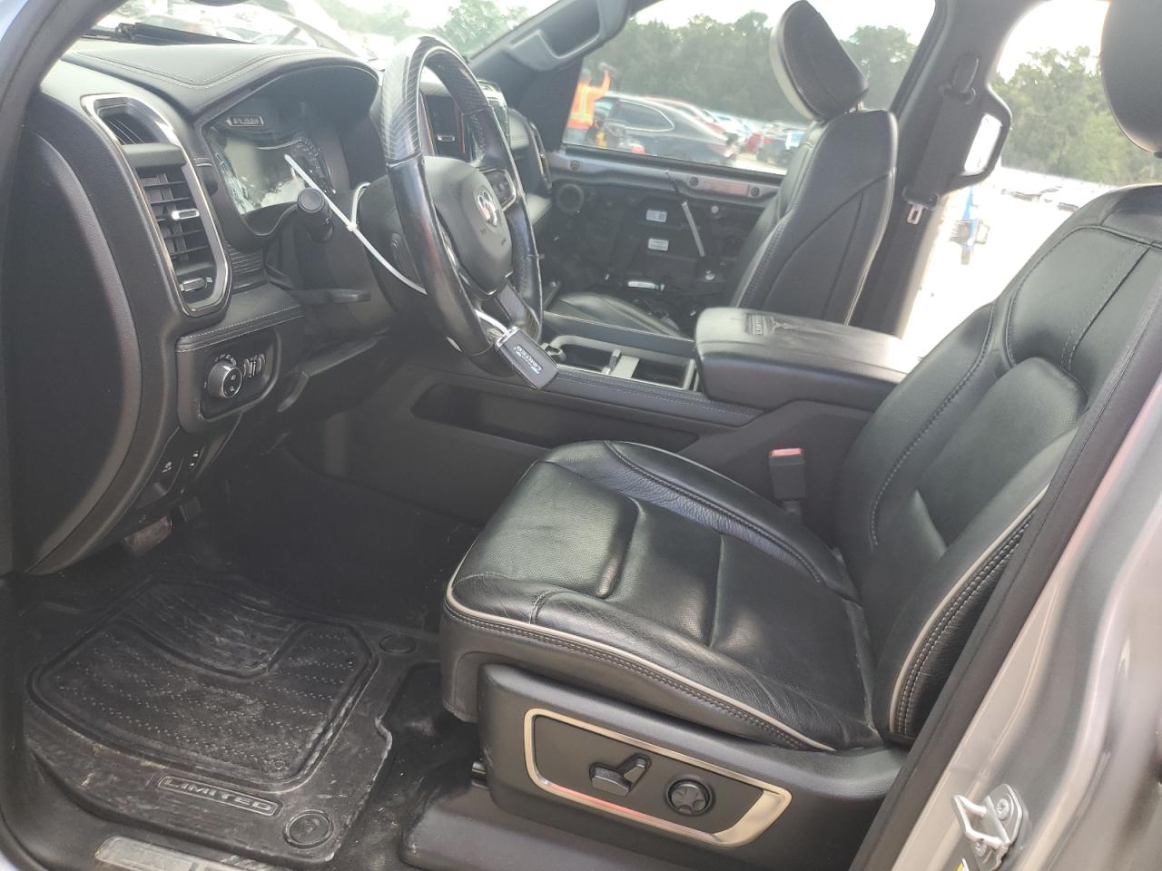 1C6SRFHT2LN153493 2020 Ram 1500 Limited